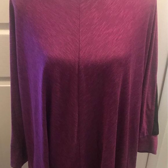 Women’s Plus Size 3x Ava & Viv Purple And Black Top - Picture 1 of 4